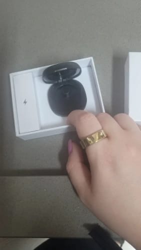 Customer photo review of Onyx Smart Ring