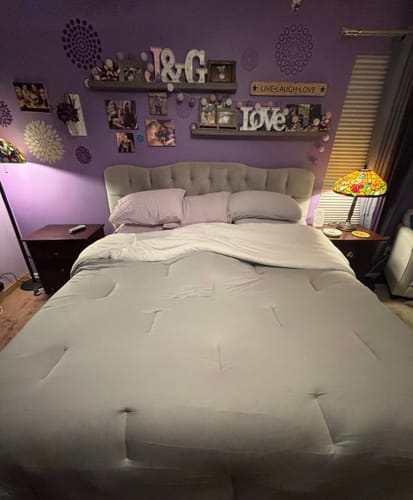 Customer photo review of MarshMellow Comforter
