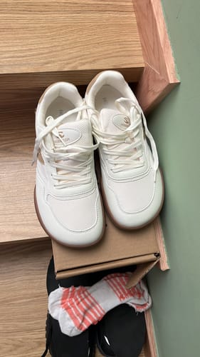 Customer photo review of Heather - Zapatos De Punta Ancha