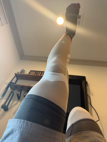 Customer photo review of Compression Sleeves V2 – Winter Colors