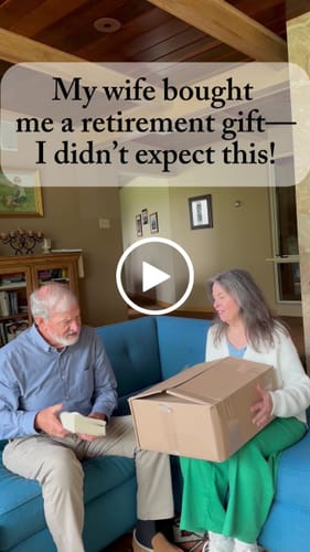 Customer video review of Hobby Horse Bond with Black Halter