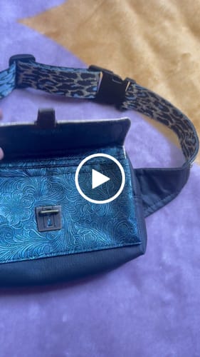 Customer video review of Riñonera Urban "Special Elegant Top" · Polipiel · Pieza Única Núm. 18762