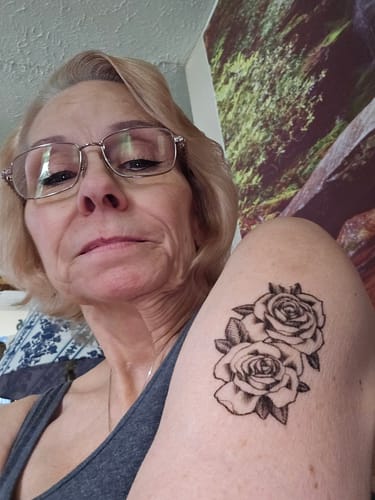 Customer photo review of Elegant Roses Tattoo