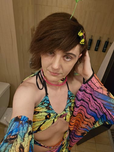 Customer photo review of Neon Nymph High Waisted Shorts Set