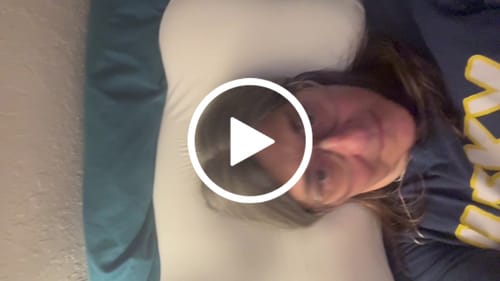 Customer video review of CloudAlign™ Pillow