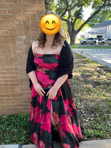 Customer photo review of Georgia Strapless Dress in Floral by Hutch - RENTAL