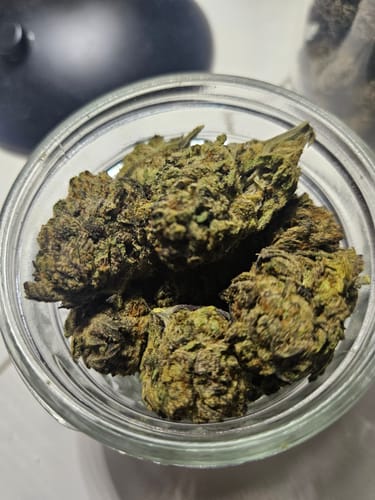 Customer photo review of Light Assist THCA Flower