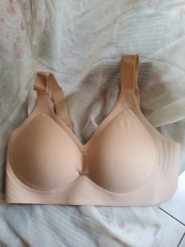 Customer photo review of Nolura Shaping Bra