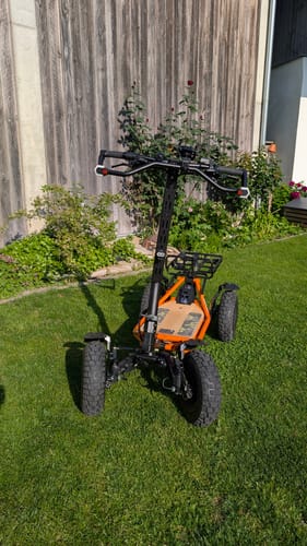 Customer photo review of Trottinette VEEHOP tout terrain à 4 roues motrices avec selle pliable 3200w / 6400w 40ah