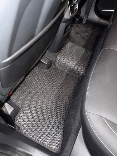 Customer photo review of Auto Fußmatten nach Maß - Komplettset
