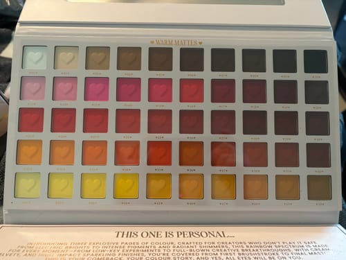 Customer showing the open 'Warm Mattes' section of the Creative Comeback XXXL Eyeshadow Palette.