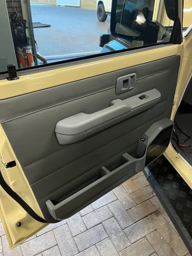 Customer photo review of Front + Rear Speaker Door Pods with Pocket