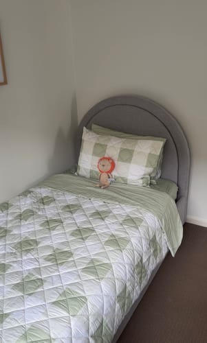 Customer photo review of TidyTuck Bedding Bundle