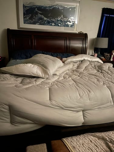 Customer photo review of MarshMellow Comforter