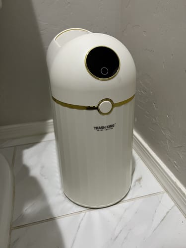 Customer photo review of Royal Bin™ Crown 10L – Smart Touchless Self-Sealing Trash Can