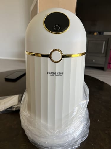 Customer photo review of Royal Bin™ Crown 10L – Smart Touchless Self-Sealing Trash Can