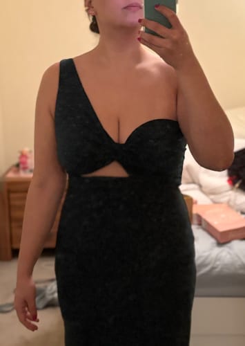 Customer photo review of Silicone Sticky Bra