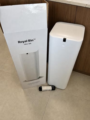 Customer photo review of Royal Bin™ Ultra 30L - The Bigger, Smarter, Self‑Sealing Kitchen Bin (New)