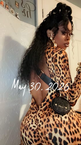 Customer photo review of Lora Romper Long Sleeve