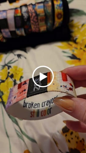 Customer video review of Broken Crayons Still Color