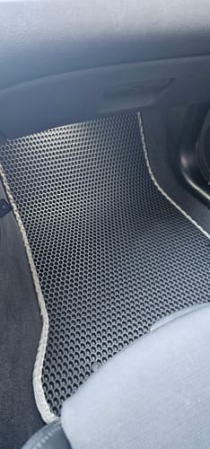 Customer photo review of Auto Fußmatten nach Maß - Vorne