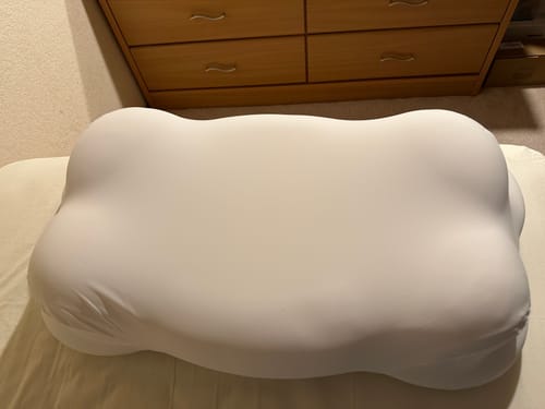 Customer photo review of Mellow CloudAlign™ Pillow