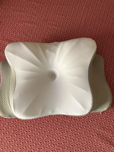 Avis photo d'un client sur Oreiller Ergonomique à mémoire de forme PRO