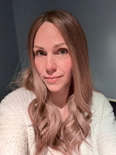 Customer photo review of Milk Tea // Illusion Lace Topper