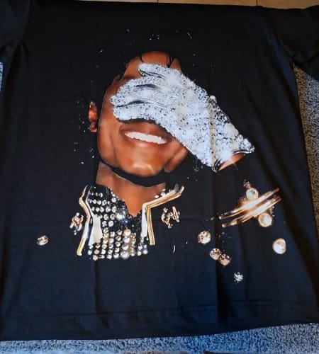 Customer photo review of Summer Men's MJ Michael Jackson Printed 100%CottonNeutral O-Neck Short Sleeve Men's and Women's Fashion Hip Hop T-shirt Fan Gift