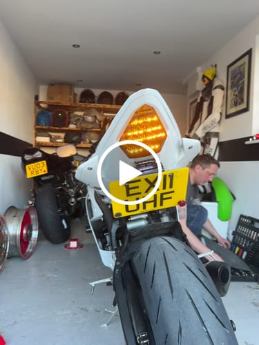 Customer video review of Yamaha R6 Integrated Rear Light