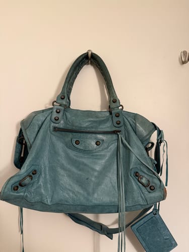Customer photo review of City