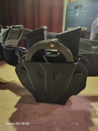 Customer photo review of Handcuff + Pistol Double Mag Carrier