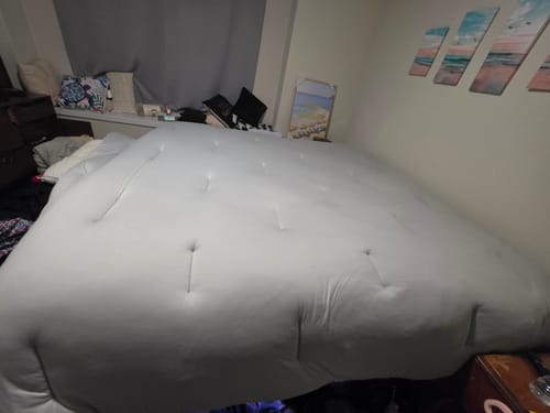 Customer photo review of MarshMellow Comforter