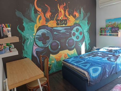 Customer photo review of Papier Peint Gamer Panoramique Jeux Vidéo Explosion
