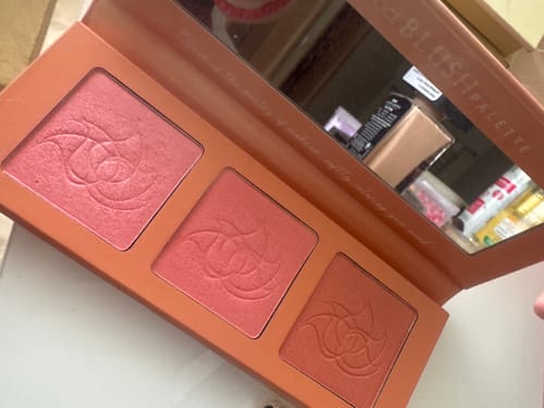 Customer photo review of Paleta rumenila