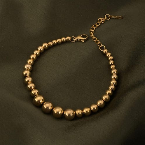 Customer photo review of Gold Beaded Bracelet