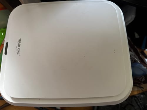 Customer photo review of Royal Bin™ Signature 17L – Touchless, Self-Sealing Smart Trash Can