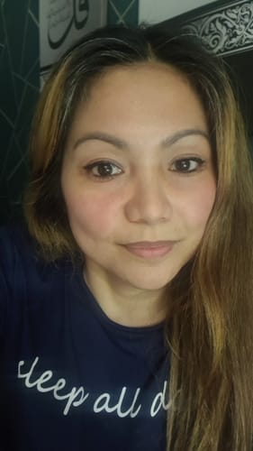 Reviewer's face with improved, calm skin after using Calm Balm for a flare-up.