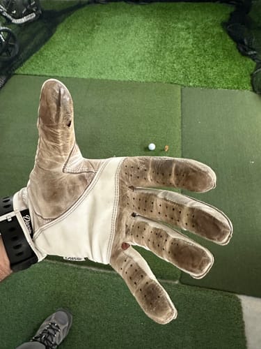 Customer photo review of Holen/Divots SureGrip Glove