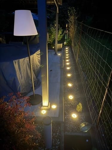 Customer photo review of Solar Bodenleuchte – LED Wegeleuchte – Auto Nachtlicht