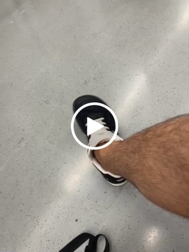 Customer video review of Heather - Zapatos De Punta Ancha