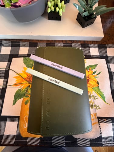 Customer photo review of Refillable Folio in Vintage Olive