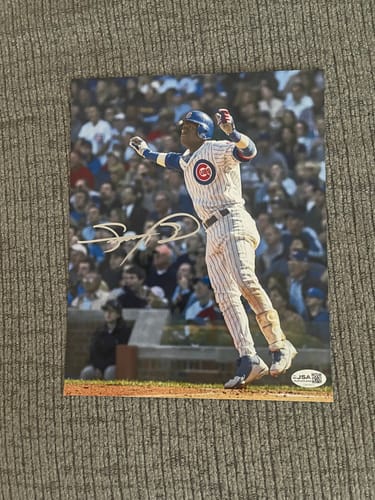 Customer photo review of Sammy Sosa Autograph Signing