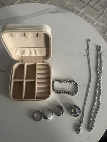 Customer photo review of 7 Piece Jewellery Bundle