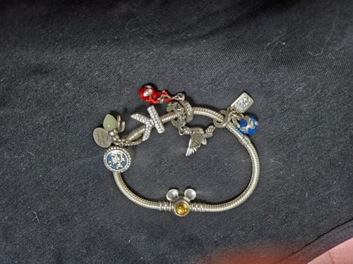 Customer photo review of Pulsera Ratoncito