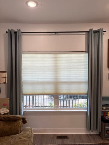 Customer photo review of SmartWings Motorized Light Filtering Cellular Shades Nowa