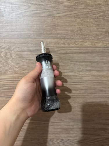 Customer photo review of Al Fakher Crown Bar - E-Hose X 60K - 0.6% de nicotine - Puff Jetable / Vape Disposable / Hookah