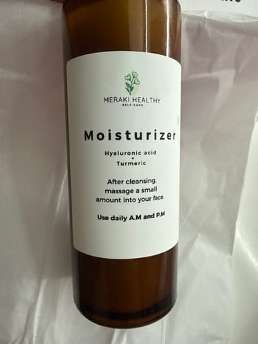 Customer photo review of Moisturizer + Face Serum Bundle