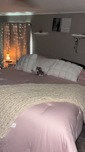 Customer photo review of CloudCool™ Cooling Comforter