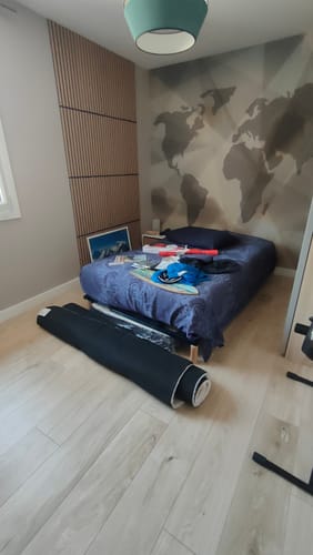 Customer photo review of Papier Peint Voyage Carte du Monde 3d